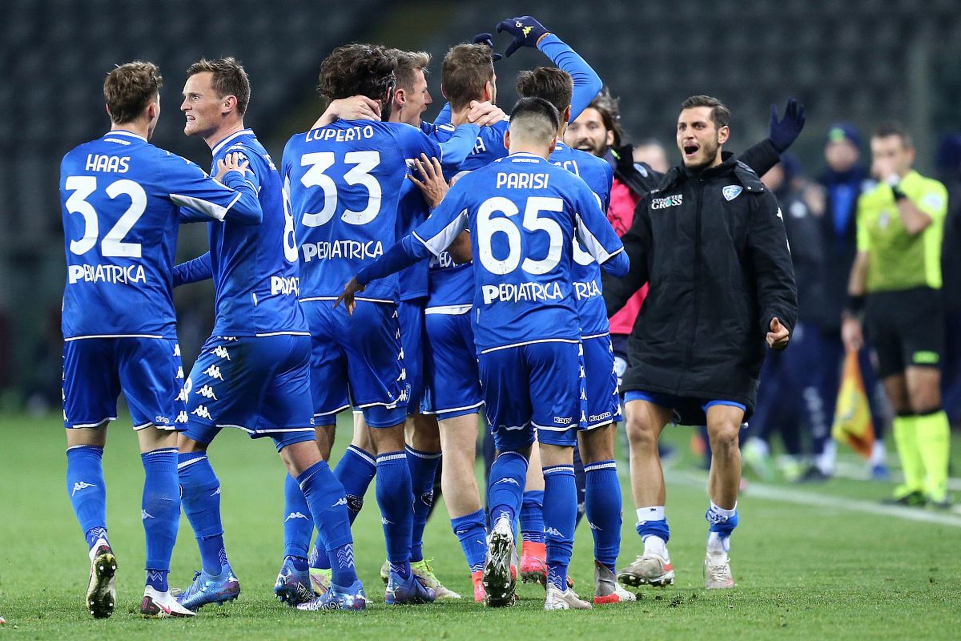 榜首位置 榜首位置